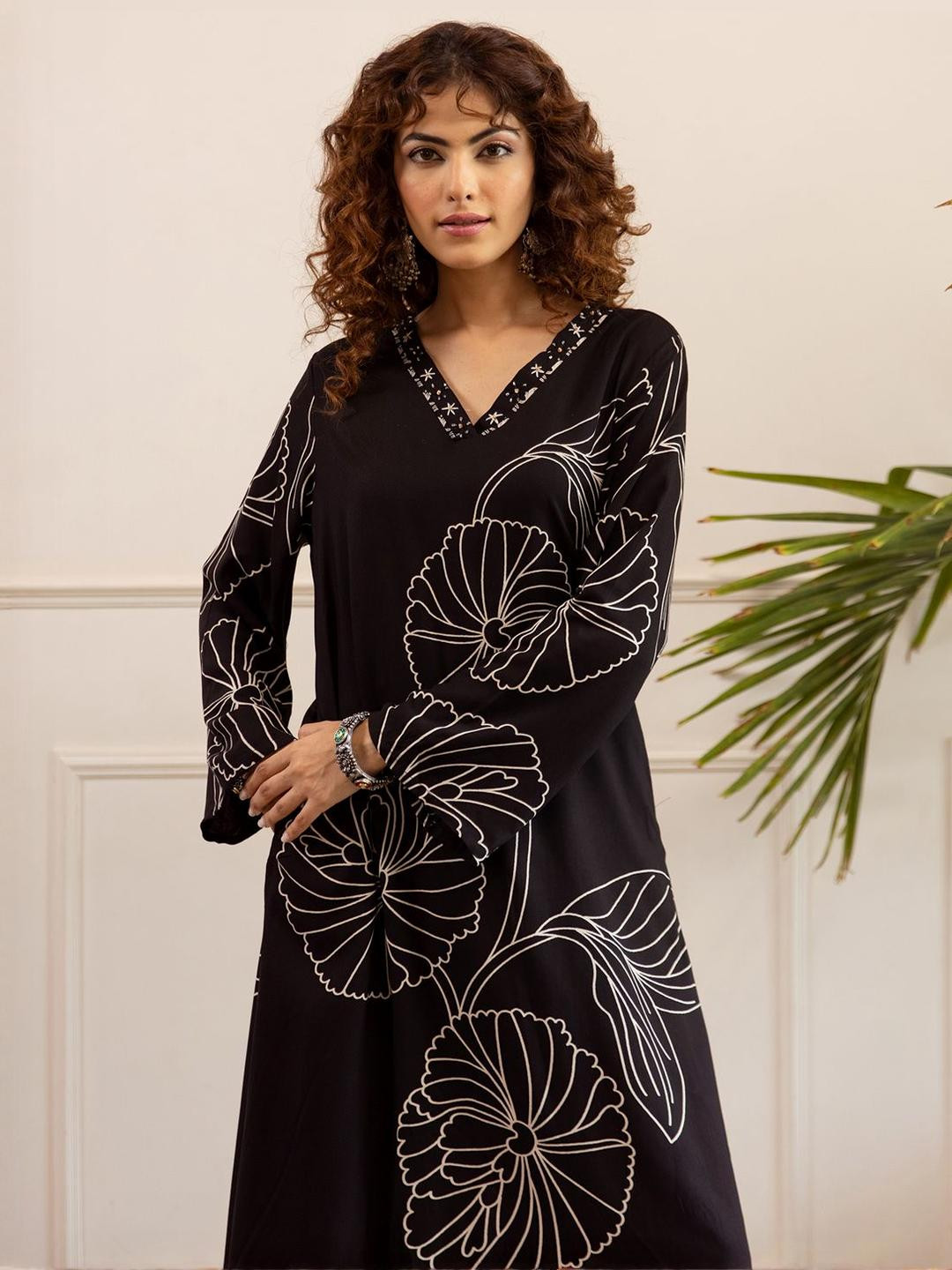 Indo Era Printed Round Neck Long Sleeve Tunic With Trouser Co-Ords