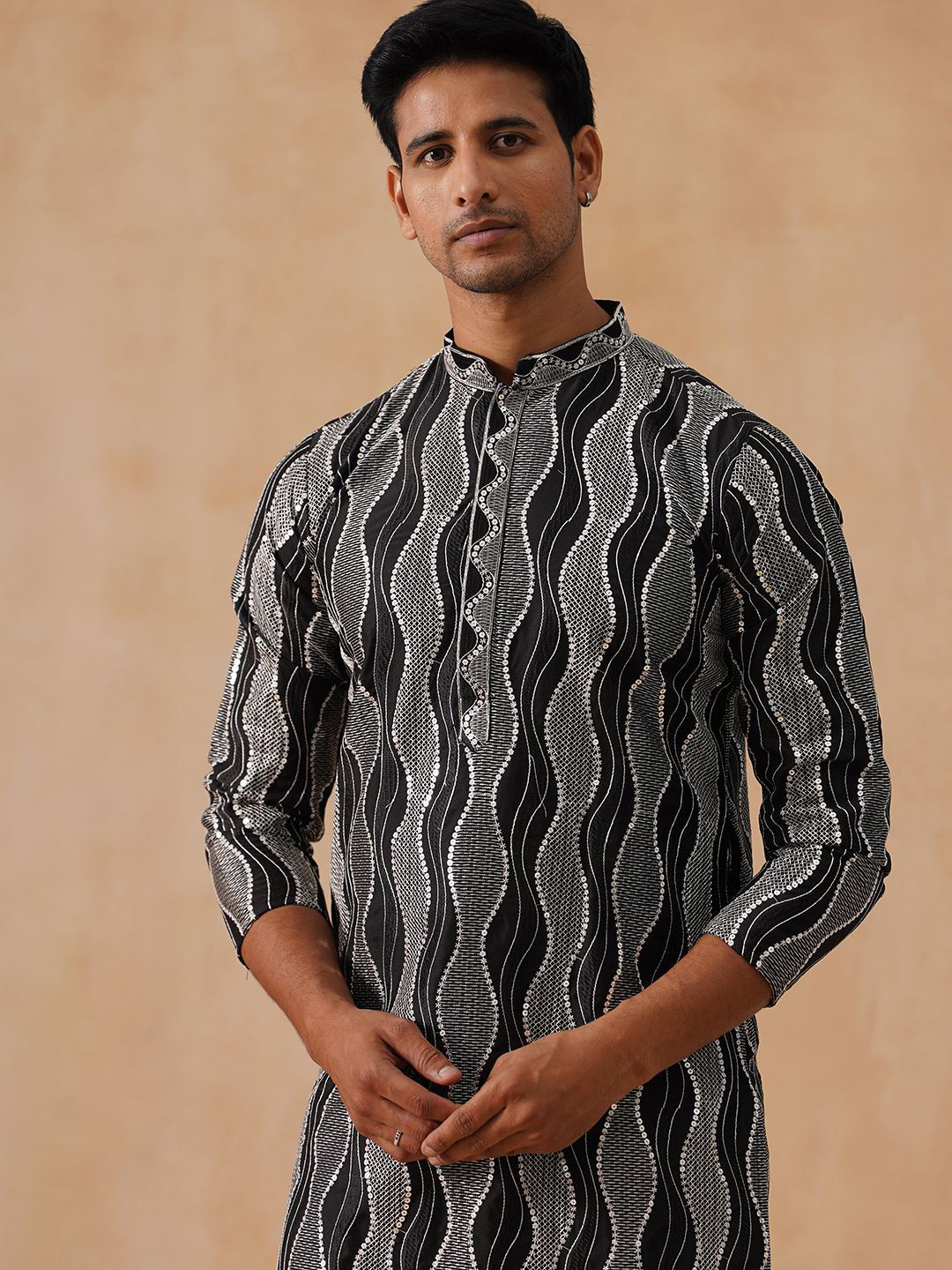 Jompers Men Embellished Festive Silk Straight Kurta