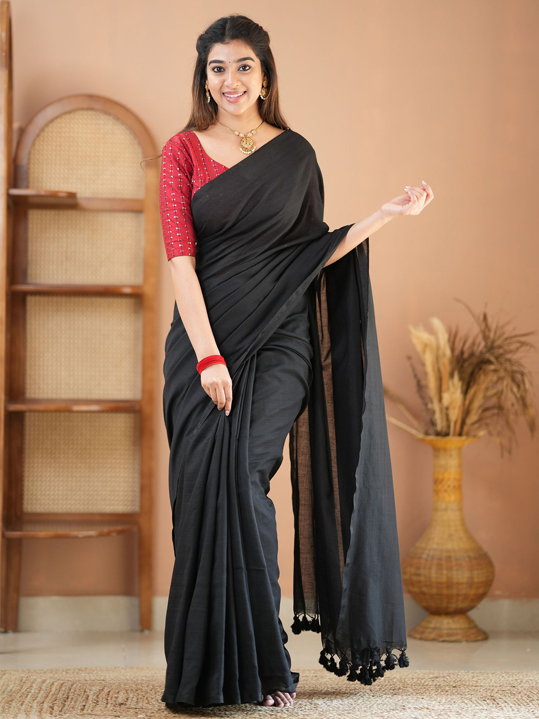 RAAG VARNAM Black Cotton Saree With Designer Blouse