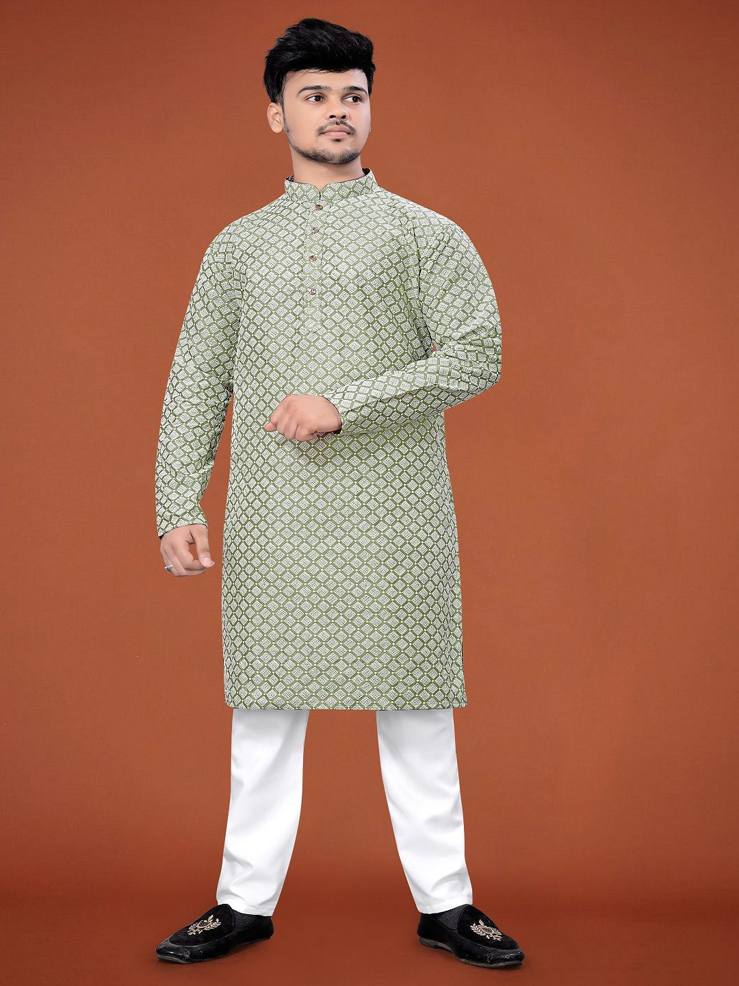 WELL TEX Men Embroidered Mandarin collar Thread Work Straight Kurta