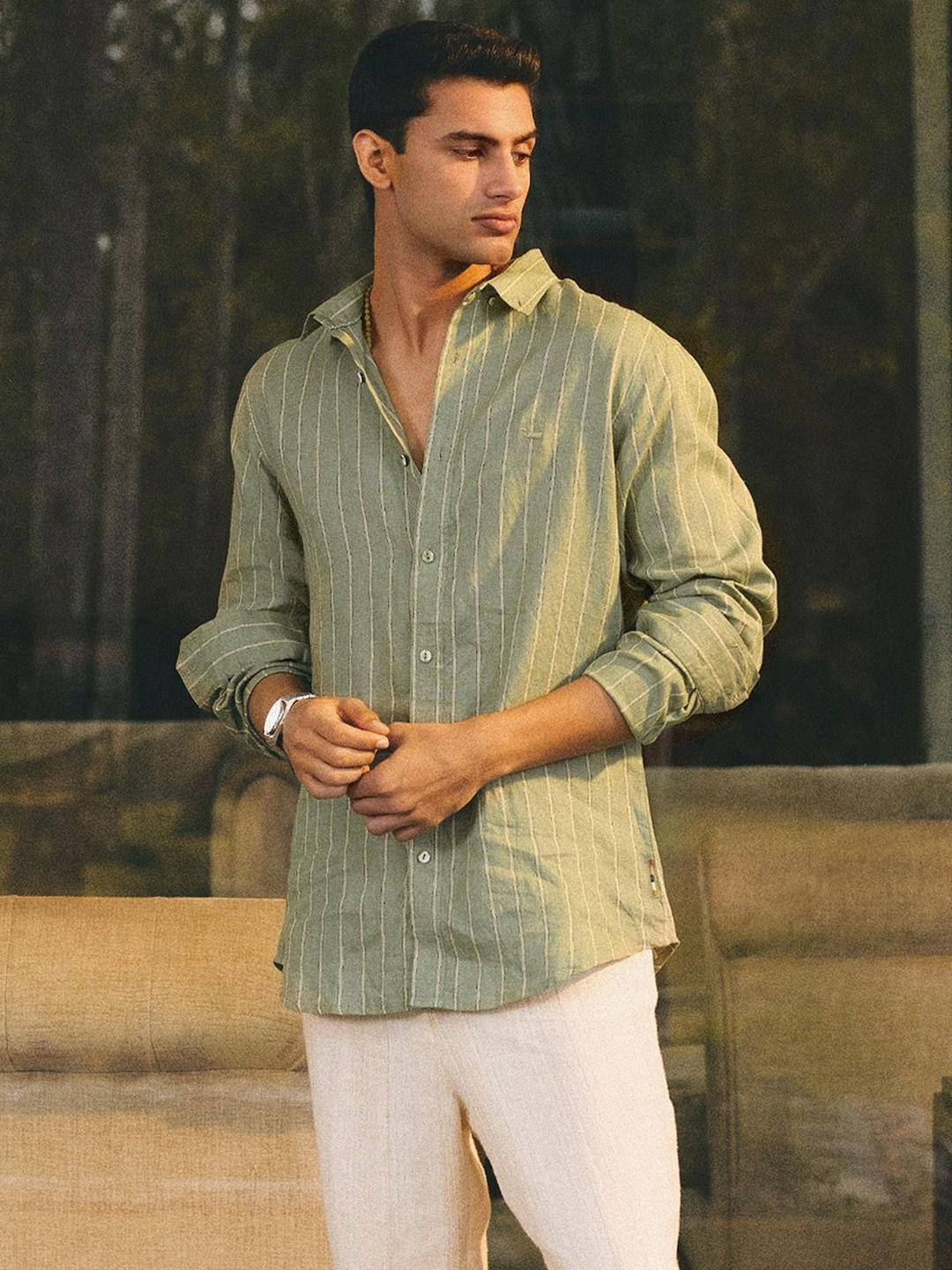 neopalms Comfort Fit Vertical Striped Button-Down Collar Linen Casual Shirt