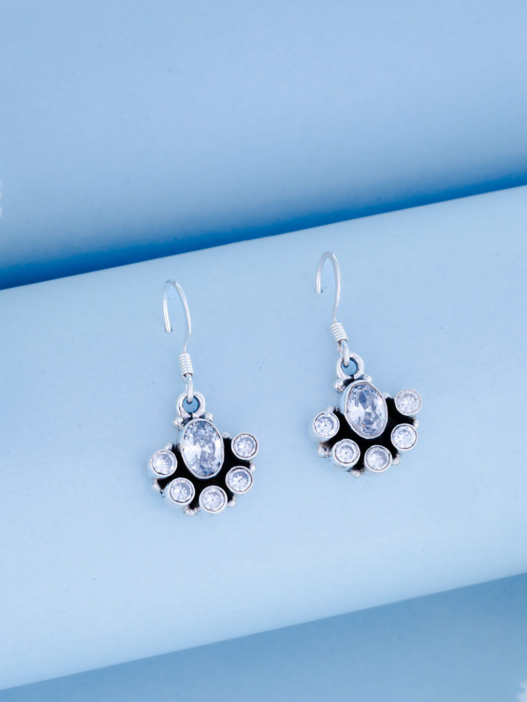 Dab 944 Sterling Silver Artificial Stones Studded Oval Shaped Drop Earrings