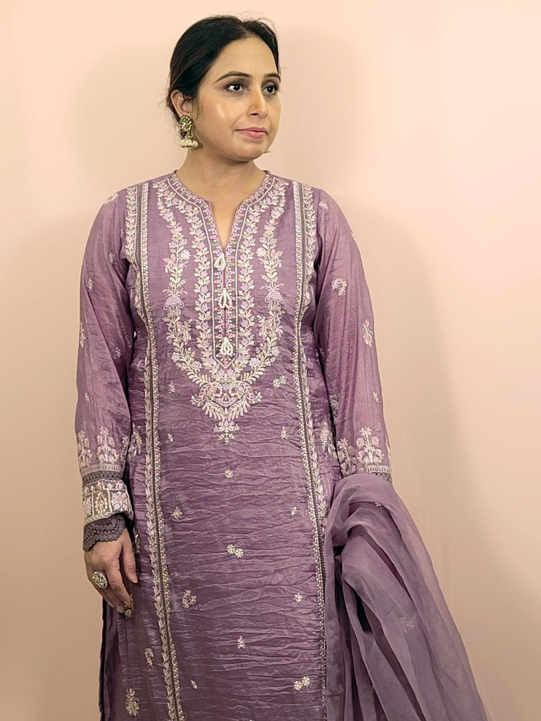 SAKSHI- The Wedding Store Women Embroidered Regular Thread Work Kurta Set With Dupatta