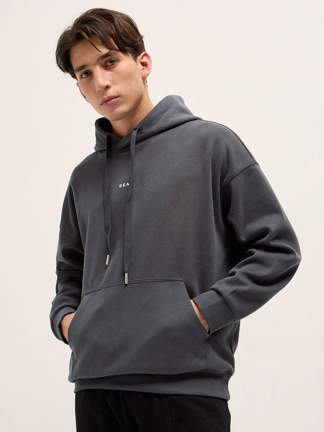 THE BEAR HOUSE Men Solid Relax Fit Hoodie