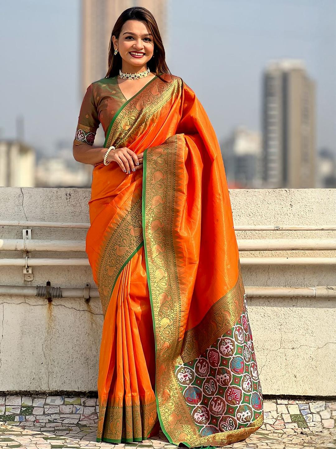 ELITE WEAVES Ethnic Motifs Zari Tissue Patola Saree