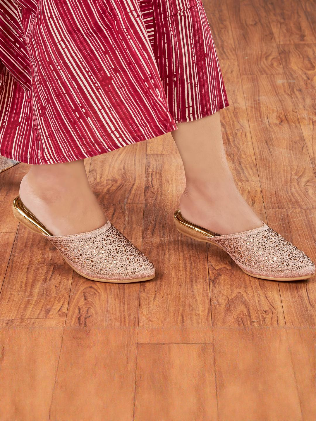 citaali Women Rose Gold Ethnic Shoe-Style Sandals
