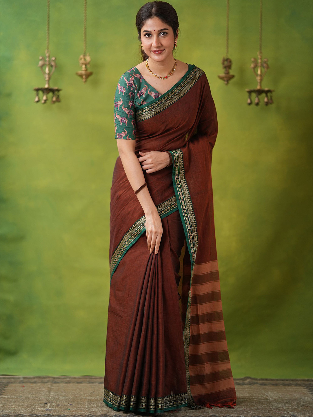 RAAG VARNAM Brown Narayanpet Mercerized Cotton Saree