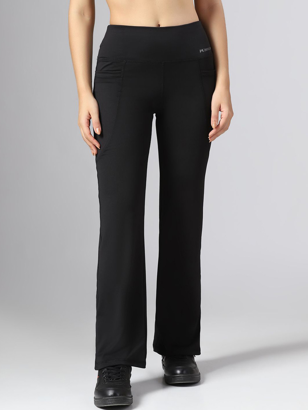 MUSCLE TORQUE Bone-Dry High Rise Flared Training Tights