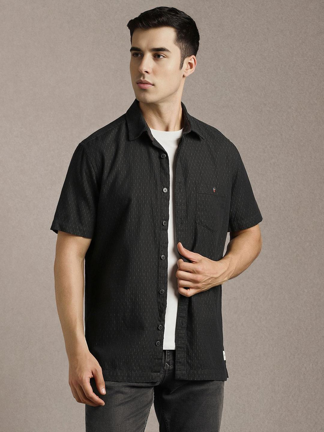 Louis Philippe Jeans Micro Ditsy Textured Slim Fit Pure Cotton Casual Shirt