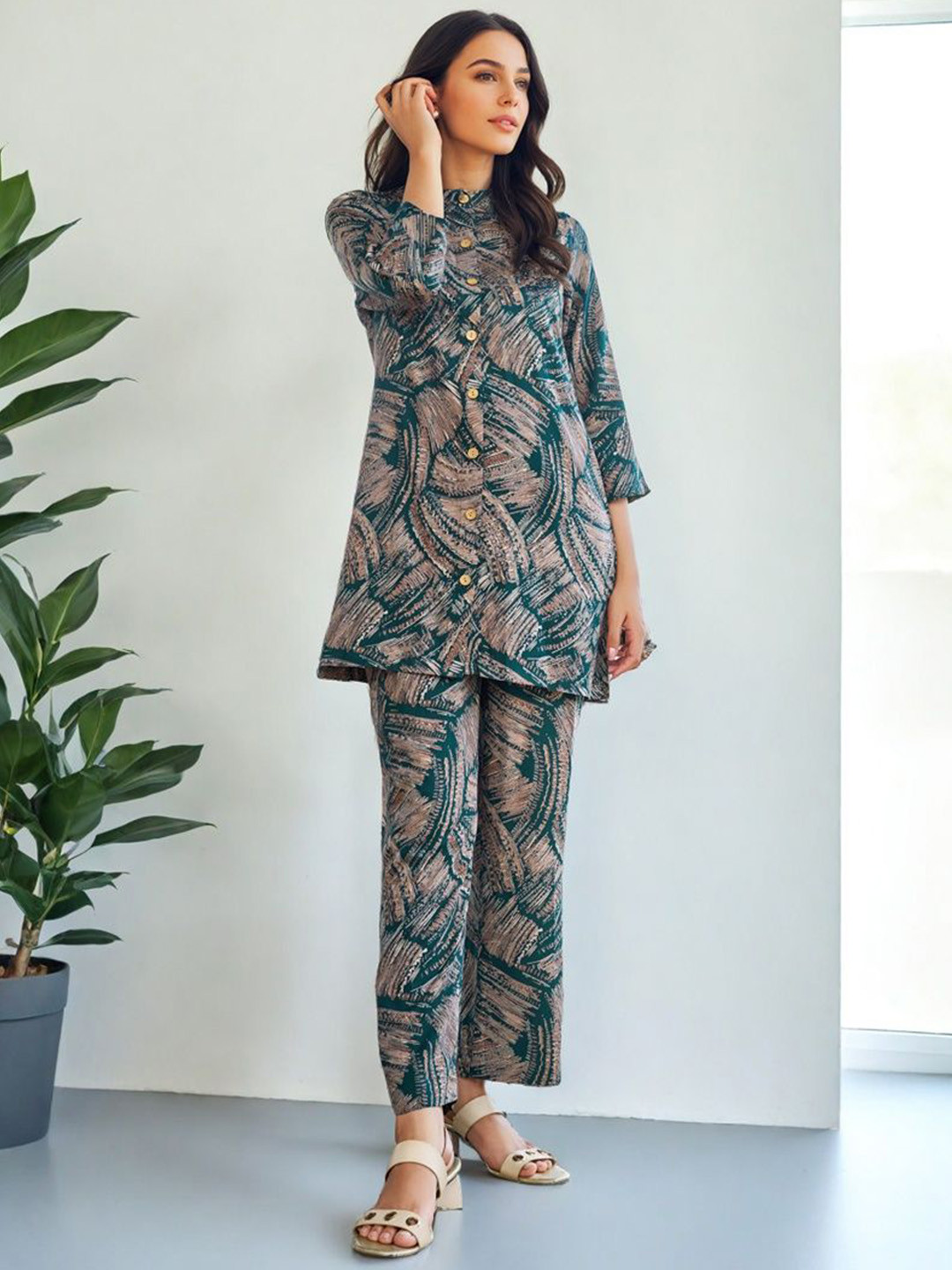 Teal Printed Mandarin Collar Tunic with Trousers Co-Ords