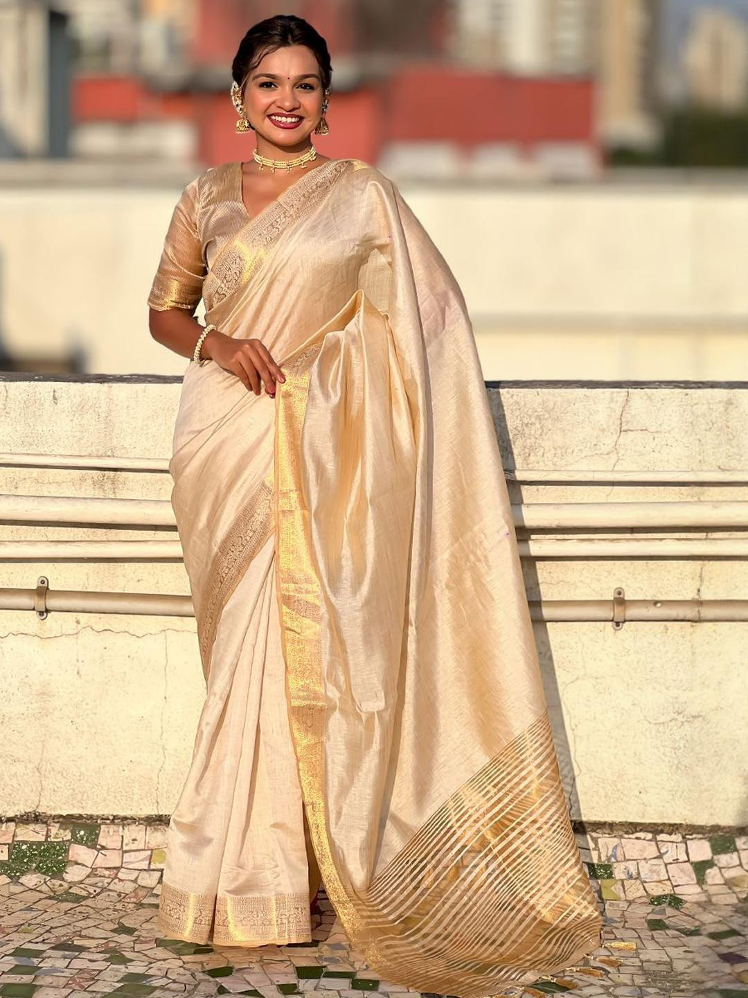 ELITE WEAVES Zari Tussar Saree