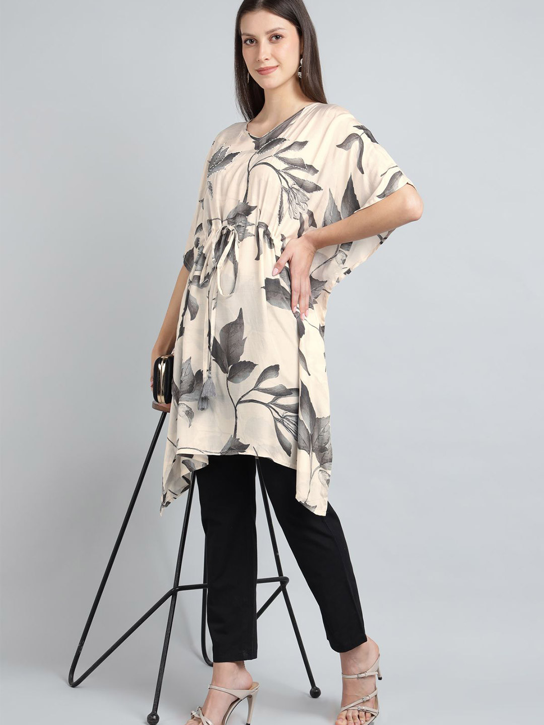 ZARI Women Zari Jaipur Kaftan Kurta with Print