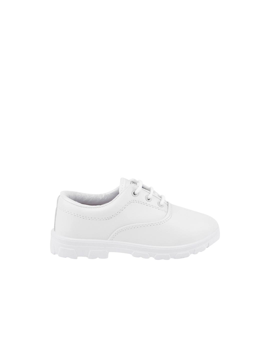 PU-PINE A pair of round toe white derbys