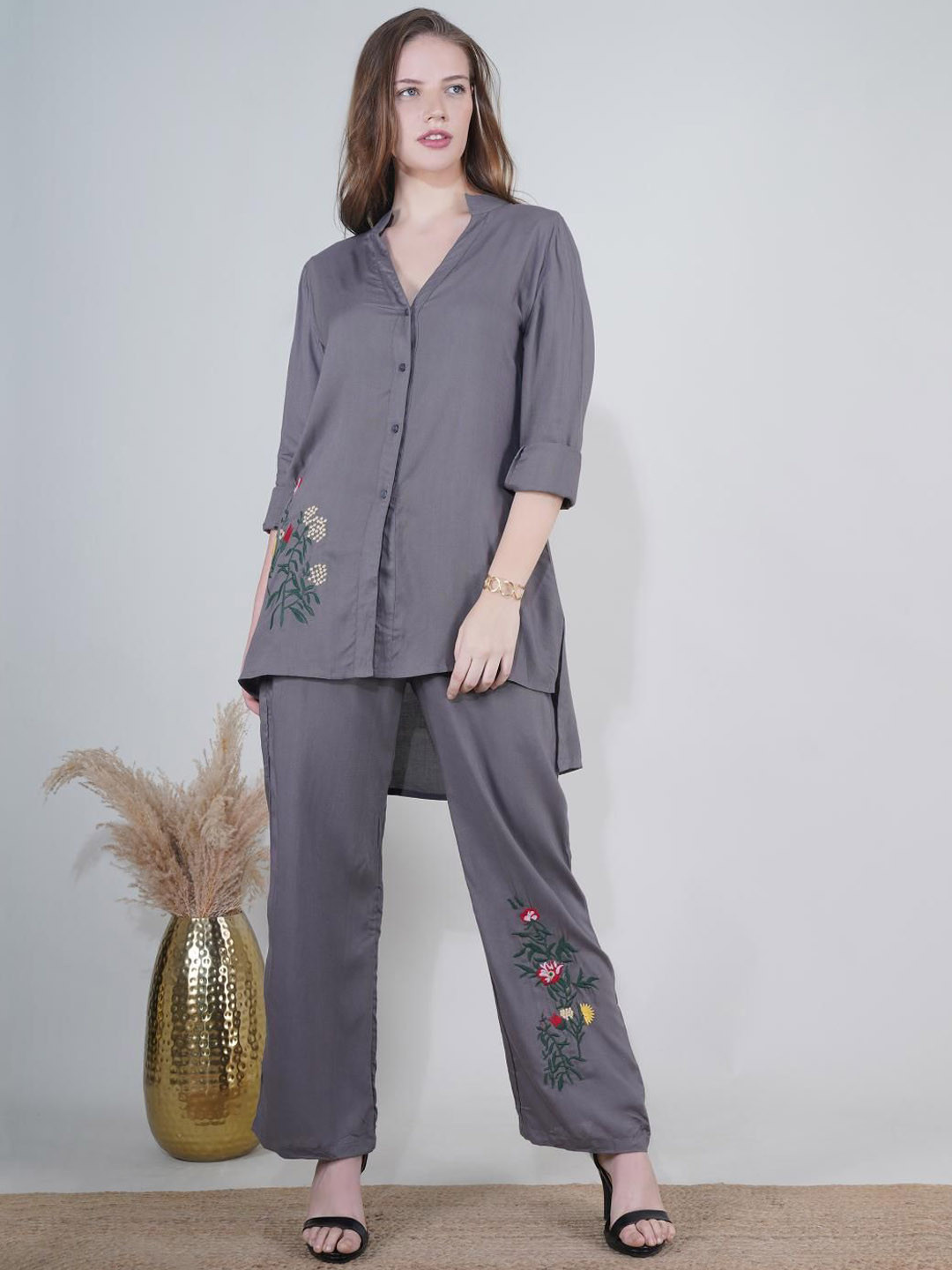 MODA-Q Embroidered Mandarin Neck Shirt With Trousers Co-Ords