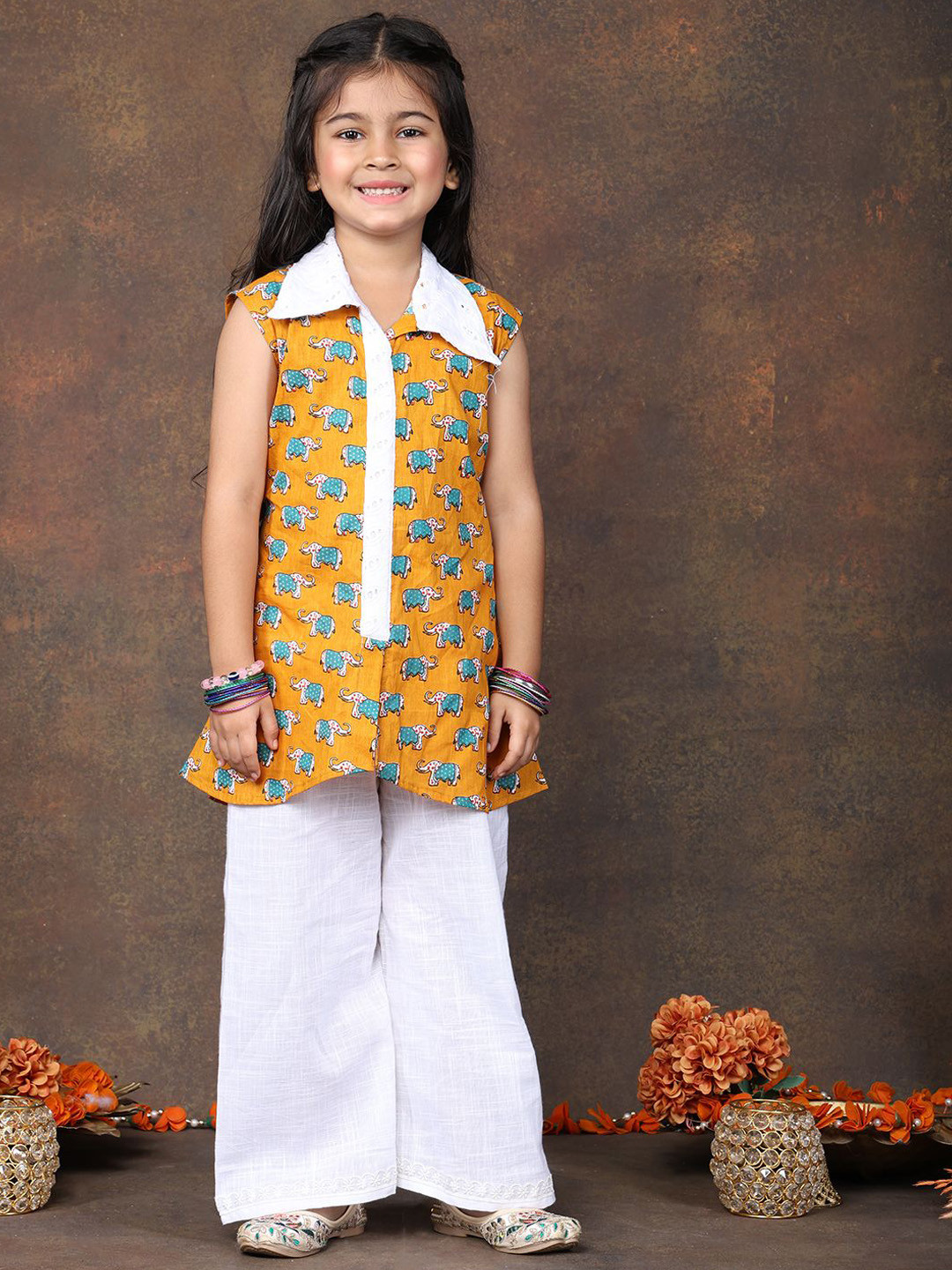 Sangria Girls Elephant Printed Shirt Collar Pure Cotton Kurta & Palazzos