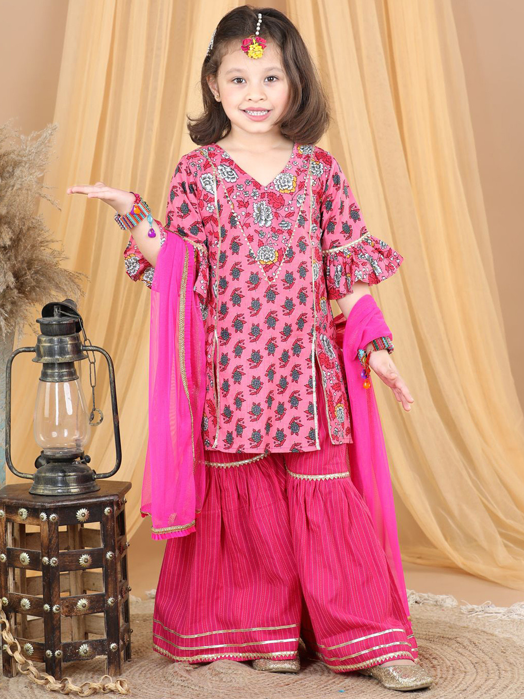 Here&Now X Kinder Kids Girls Printed Gota Patti Pure Cotton Kurti Set With Dupatta