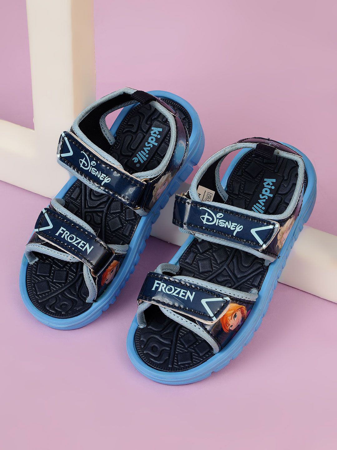 Kids Ville Girls Frozen Printed Sports Sandals