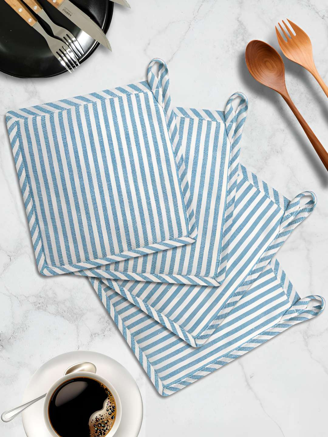 HOME COLORS.IN Blue Fabric Trivet