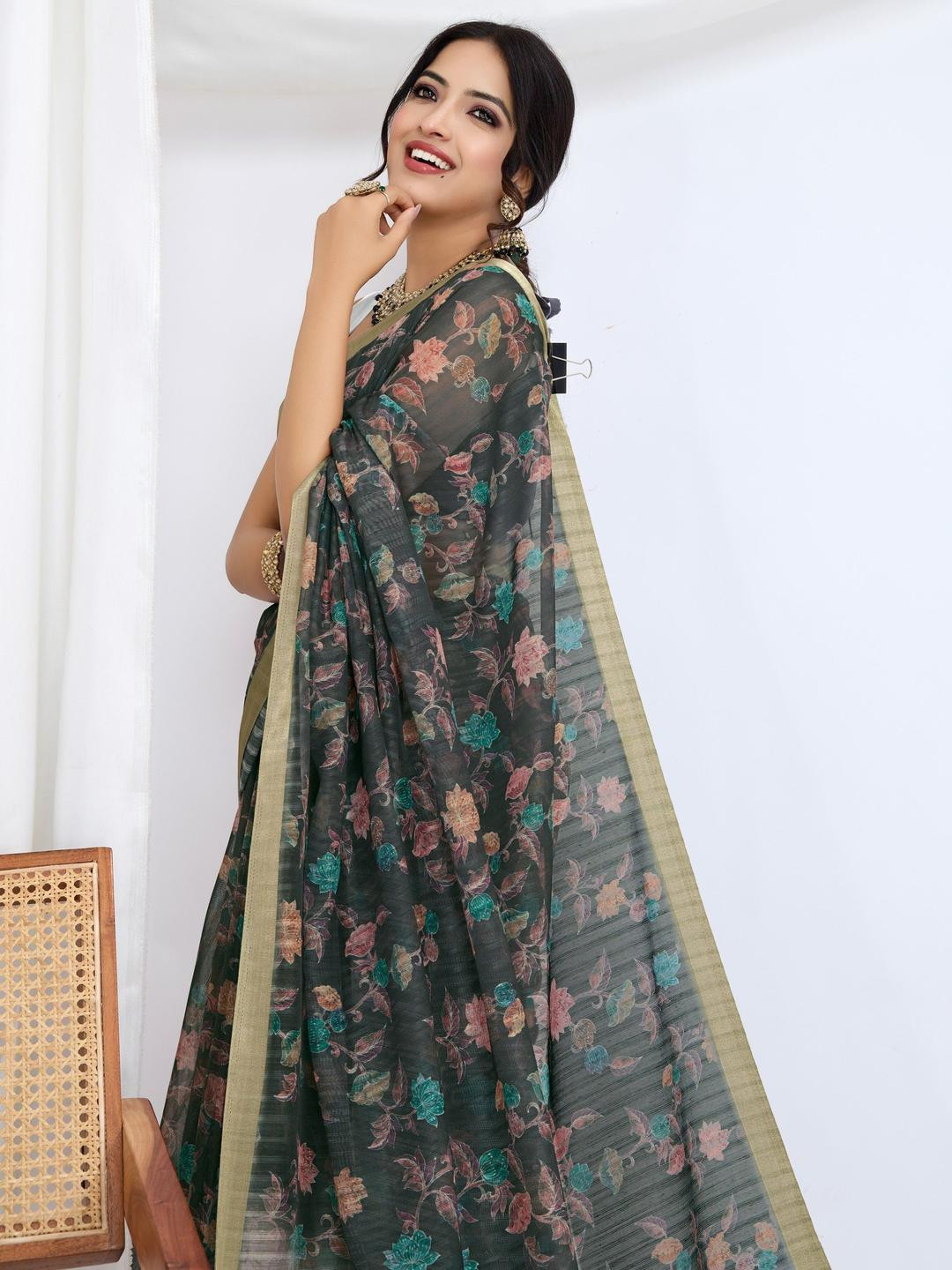 Mitera Floral Printed Kalamkari Saree
