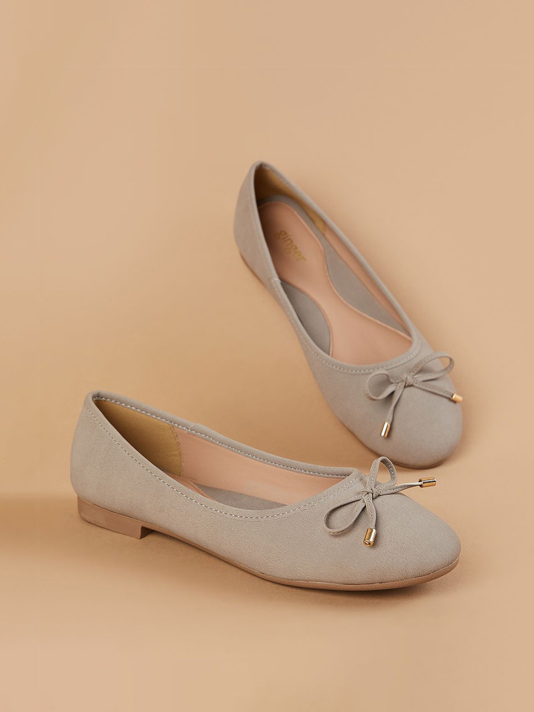 Ginger by Lifestyle Women Solid Smart Casual Slip-On Sneakers