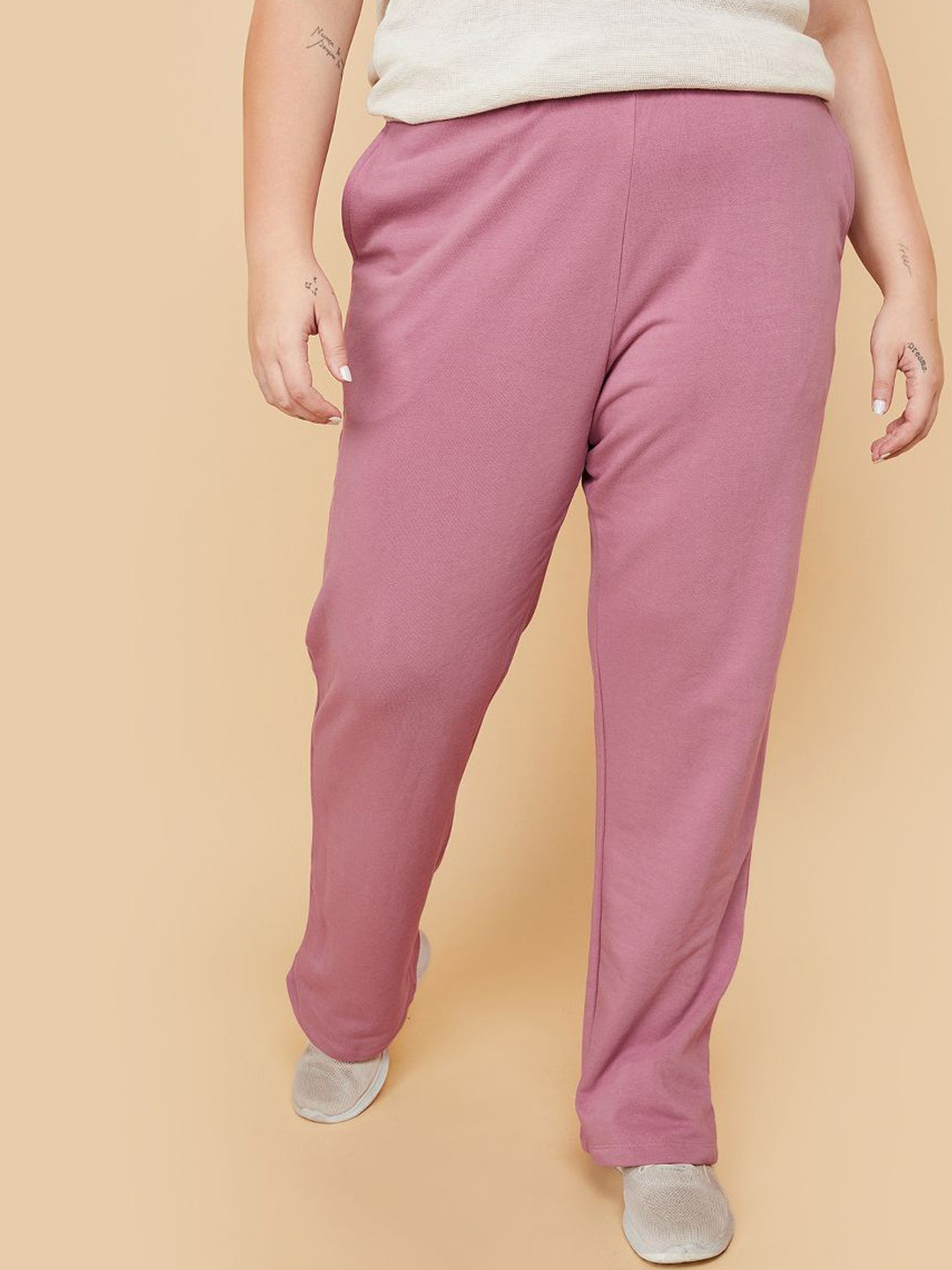 max Women Plus Size Solid Athleisure Track Pants