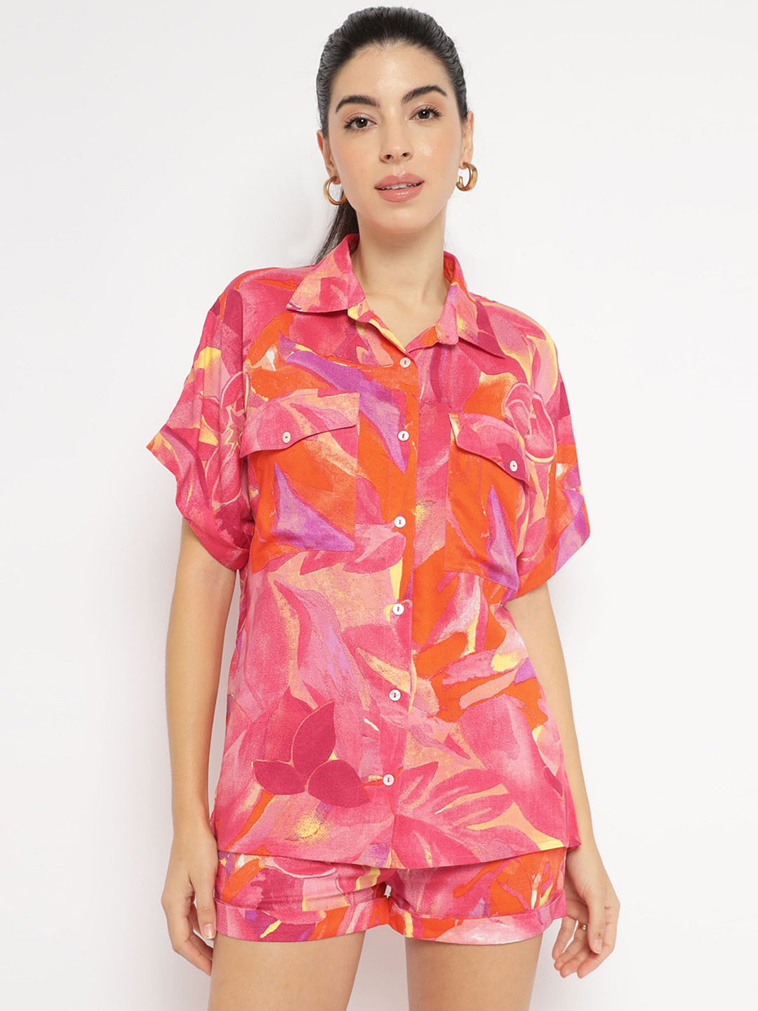 theulluu.com Printed Shirt & Shorts Co-Ord Set