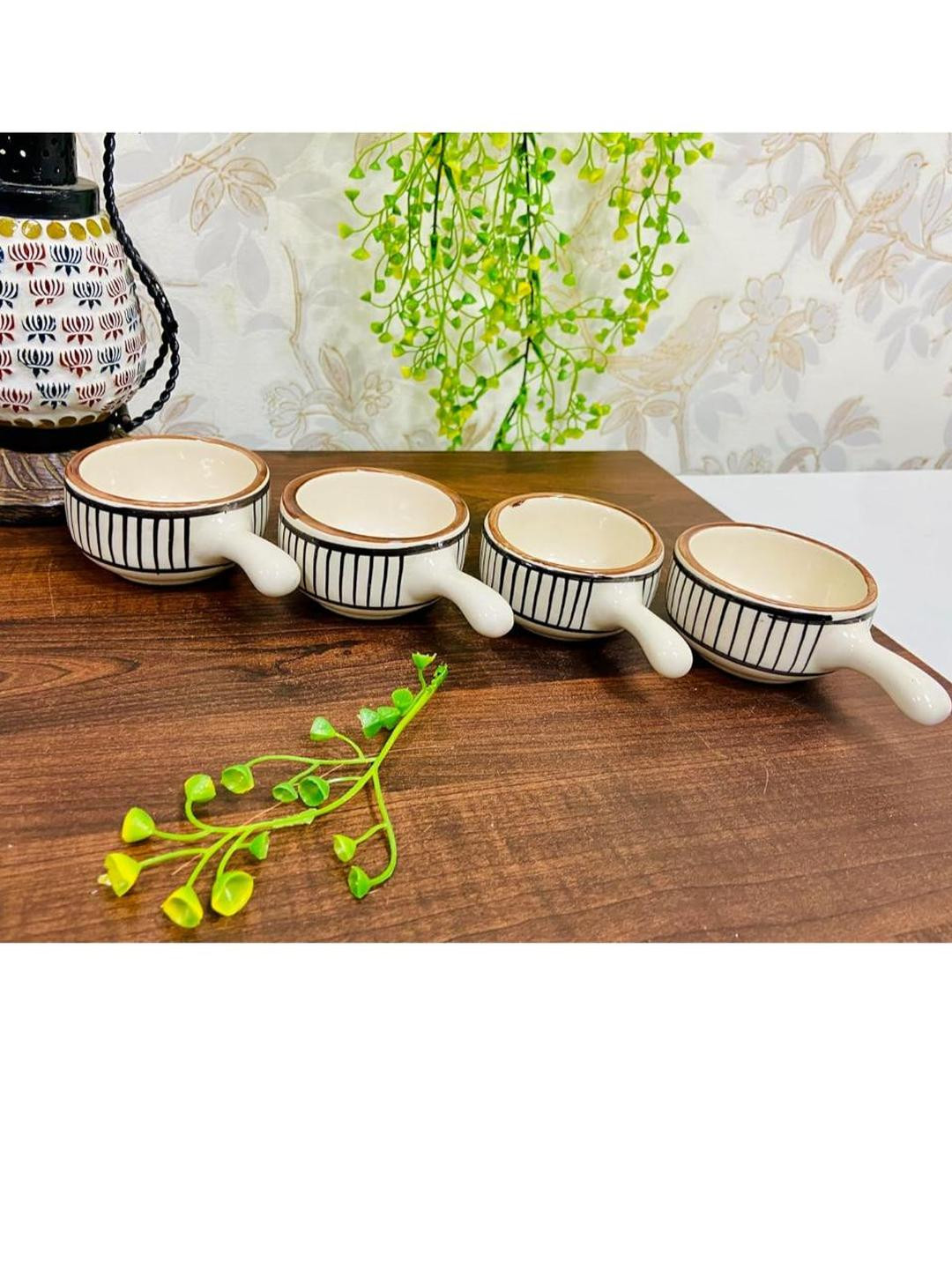 Altaica Ceramic Set of 4 Stoneware Sauce Bowl with Handle