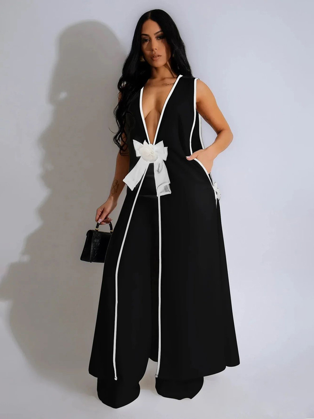 MONRSH Women Solid Plunge Neck Fit & Flare Maxi Dress