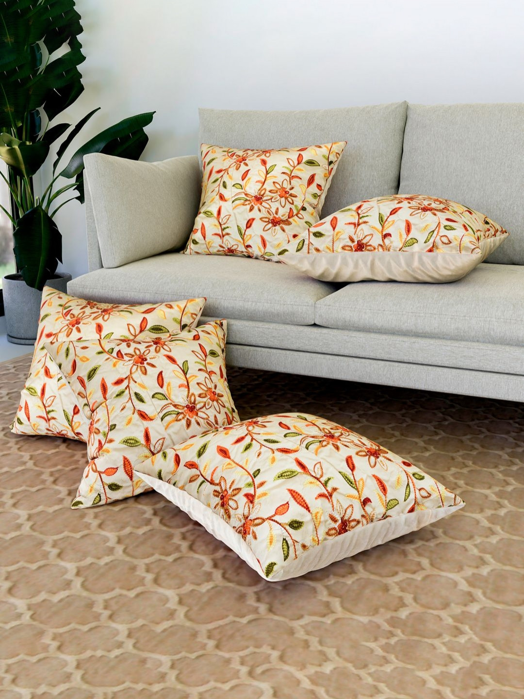 RUBOXA Cream And Red 5 Pieces Square Cushion Covers