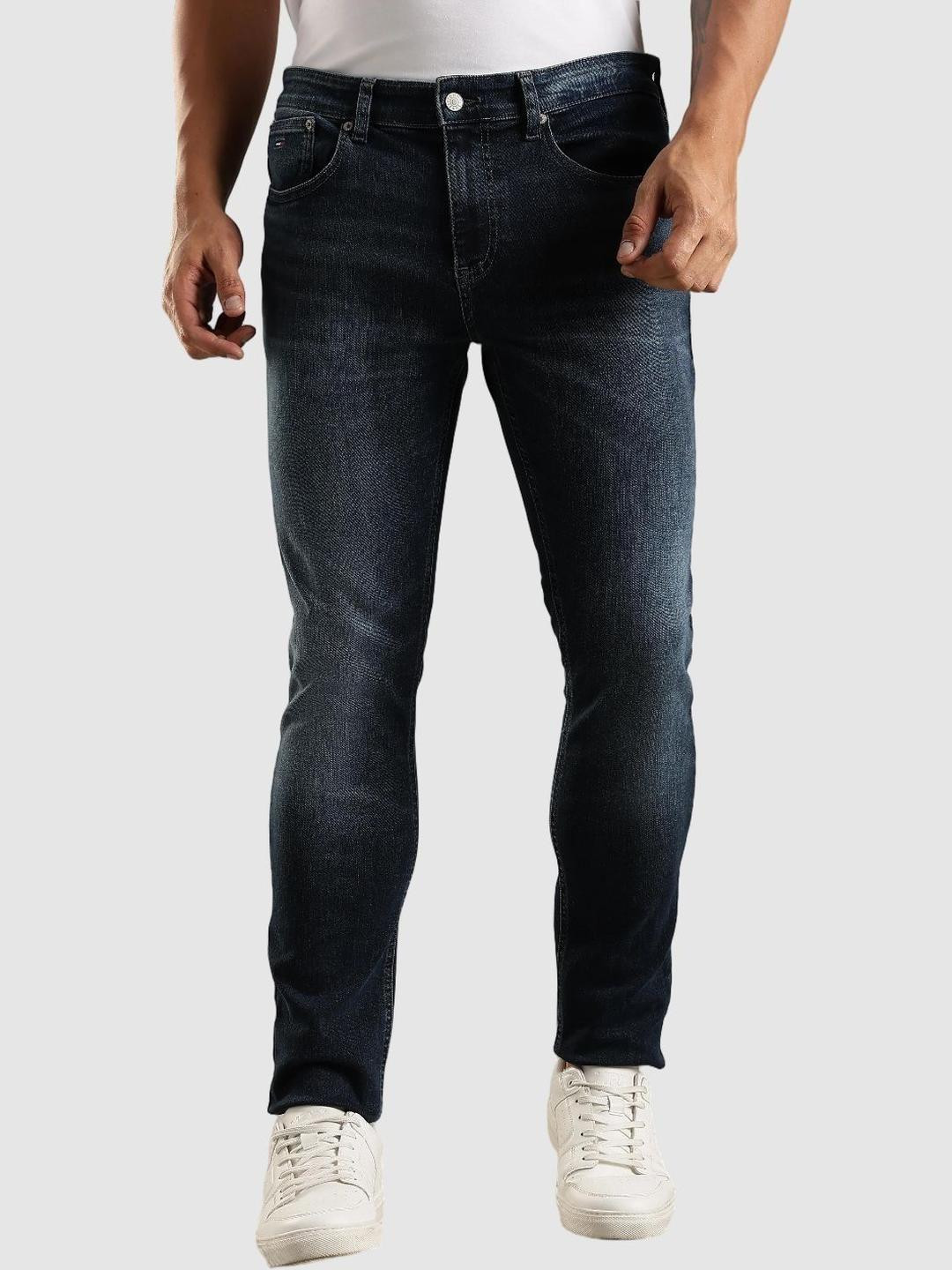 Tommy Hilfiger Men Relaxed Fit Mid-Rise Light Fade Jeans