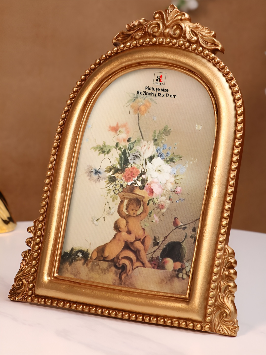 Vintage 5x7 Inch Photo Frame Golden Brown Arch European Style Resin Picture