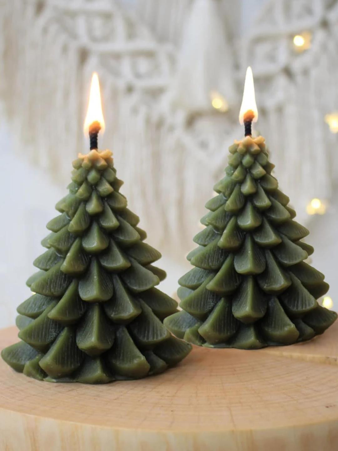 kreyam's Set of 2 Green Christmas Candle