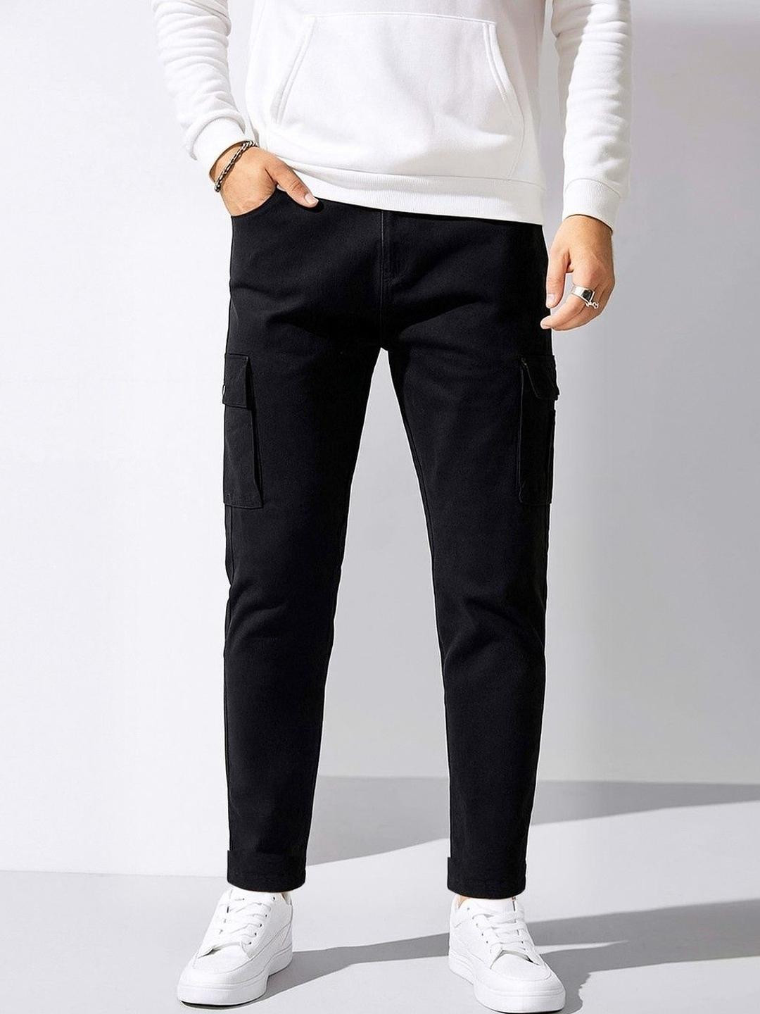 MASTERLY WEFT Men Boyfriend Fit Mid-Rise Black Cargo Jeans