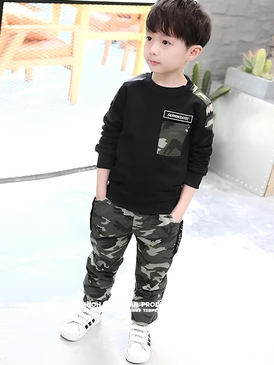Sagar Impex Boys Cotton Blend Printed Clothing Set