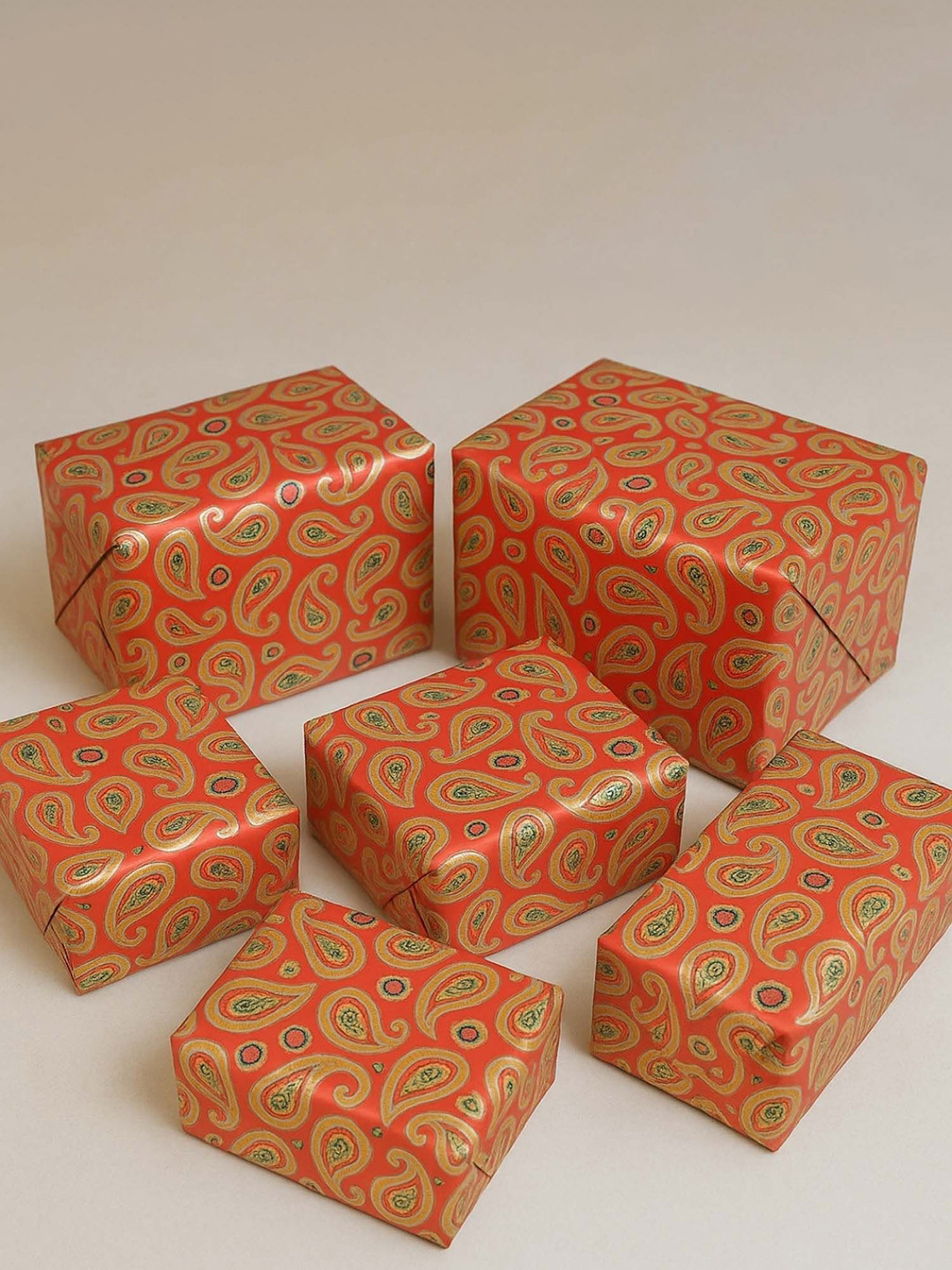 La Trove Set Of 10 Self Design Gift Wrapping Papers