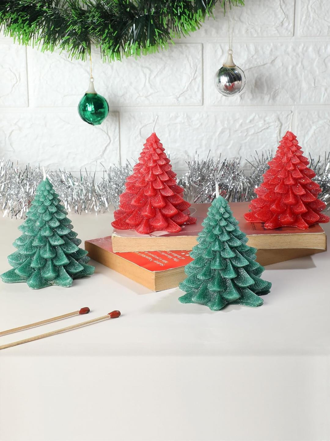 kreyam's 2 pieces Green & Red Christmas Tree Scented Candles
