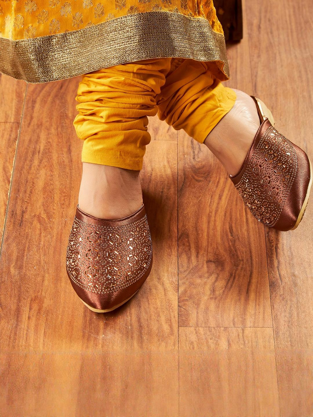 citaali Women Synthetic Leather Shoe-Style Sandals