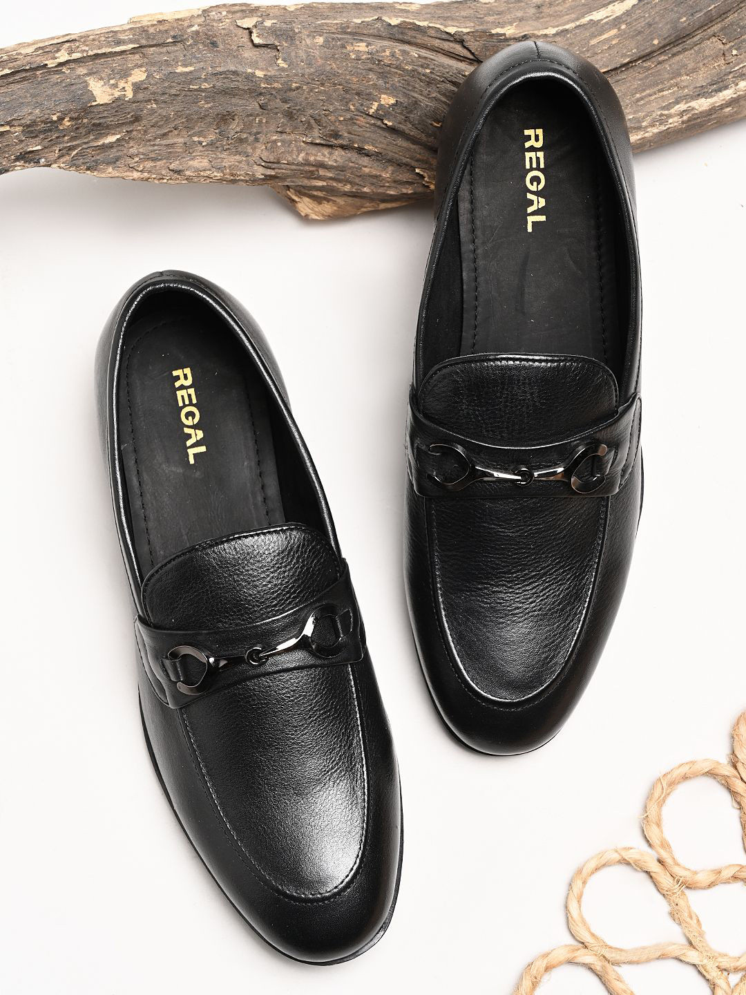 Regal Men Buckled Leather Formal Loafers