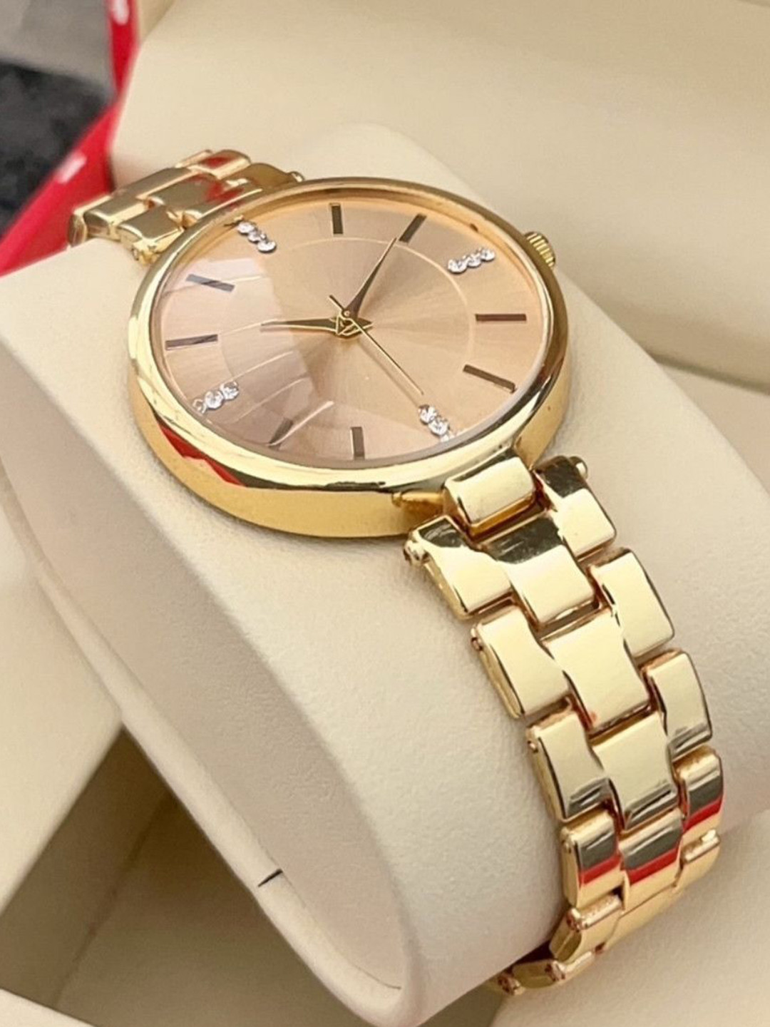 JUST LIKE Unisex Dial & Bracelet Style Straps Analogue Watch 1252 BK AVO MINU RUBBERS 1