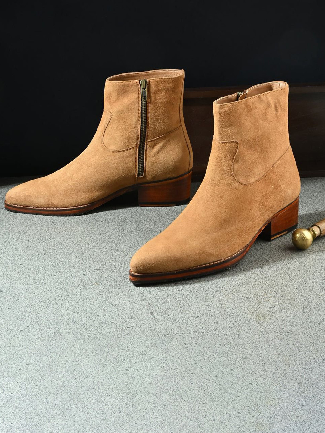 MILLE DOLLARI Men Mid-Top Chelsea Boots