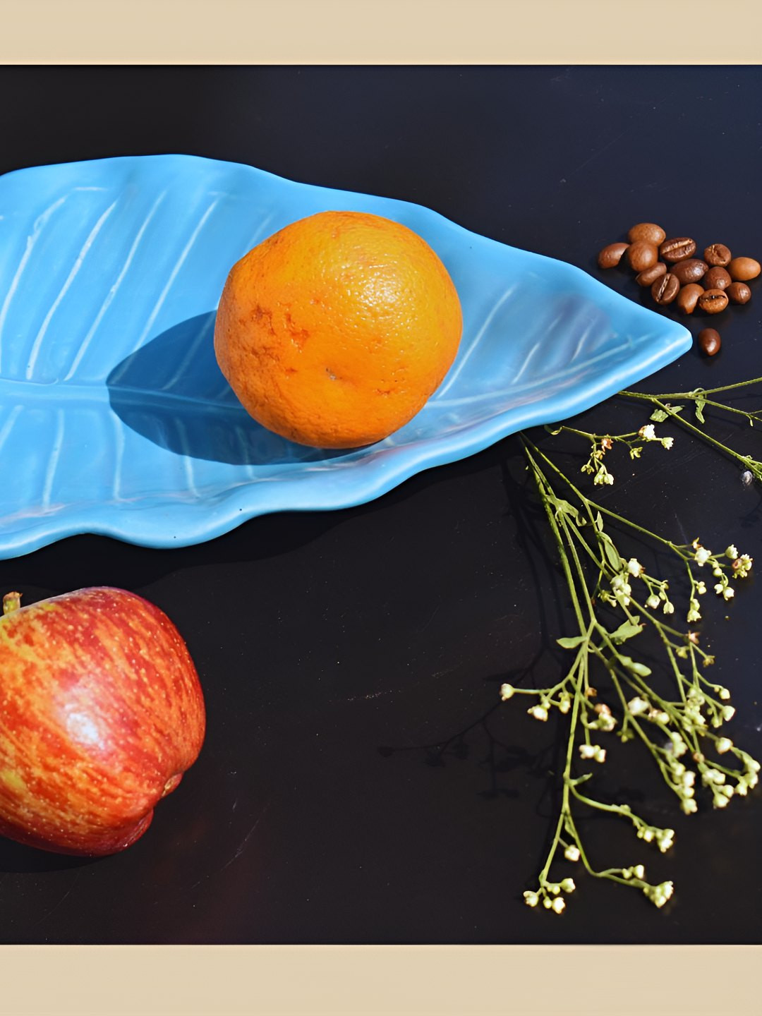 TheYUGO Blue Leaf Shaped Food Platter