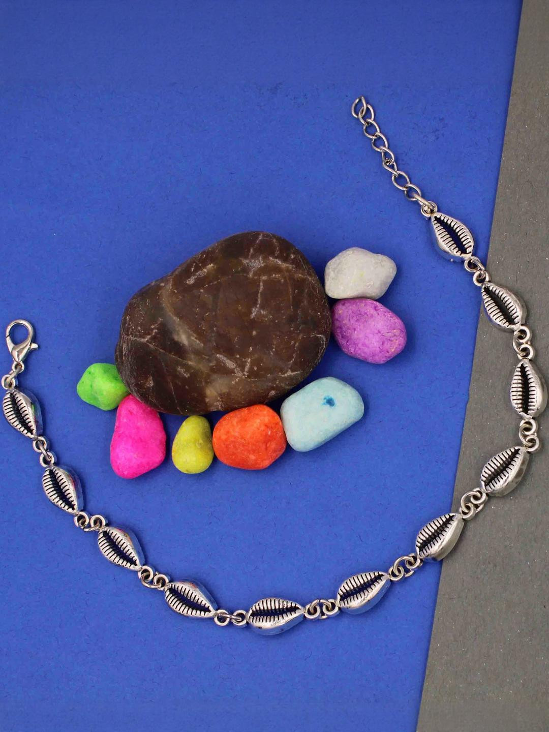 gurjari jewellers Silver Oxidised Kodi Charm Link Bracelet