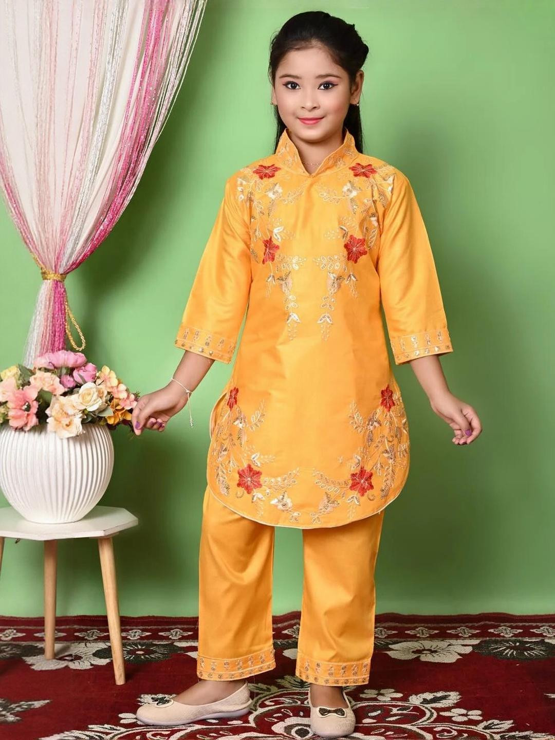 NFashion Girls Yellow Floral Printed Kurta Set
