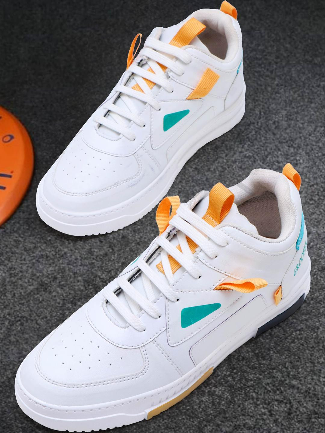 Groofer Men White Colourblocked Lace Up Sneakers
