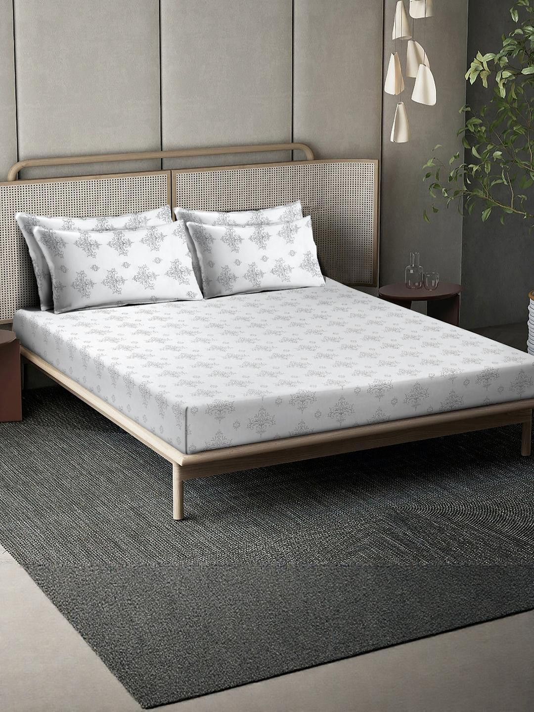 OffWhite Floral 400 TC Pure Cotton Fitted Super King Double Bedsheet with 4 Pillow Covers