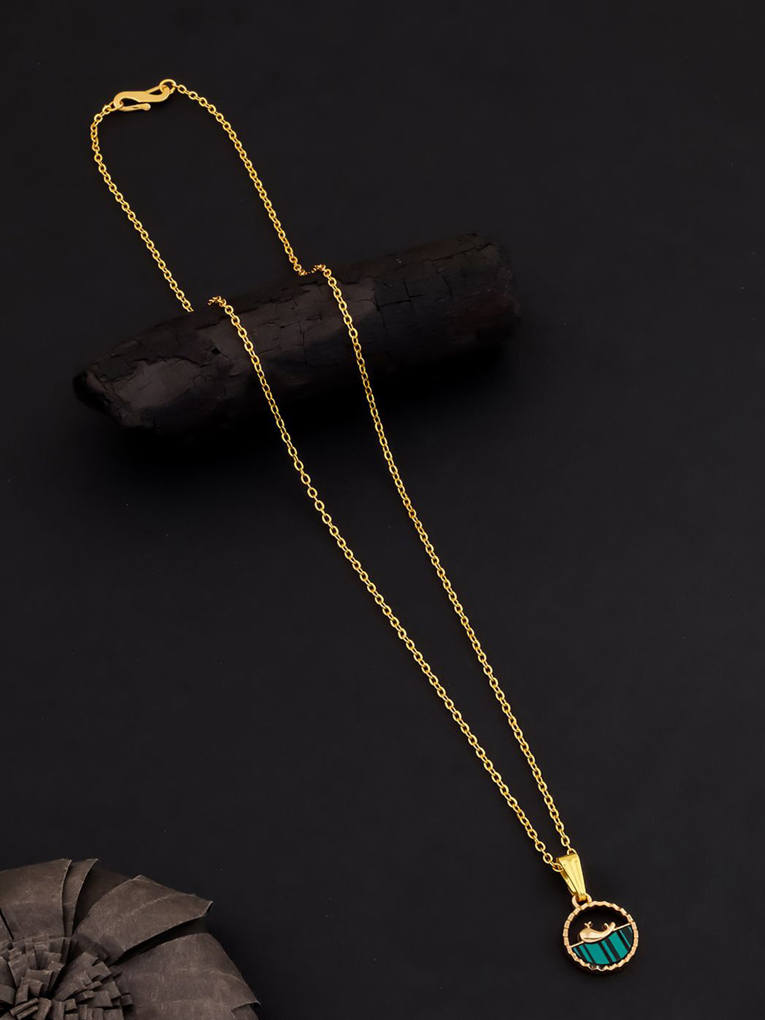 DressBerry Set Of 2 Gold-Plated Contemporary Dolphin Ocean Pendant With Chain