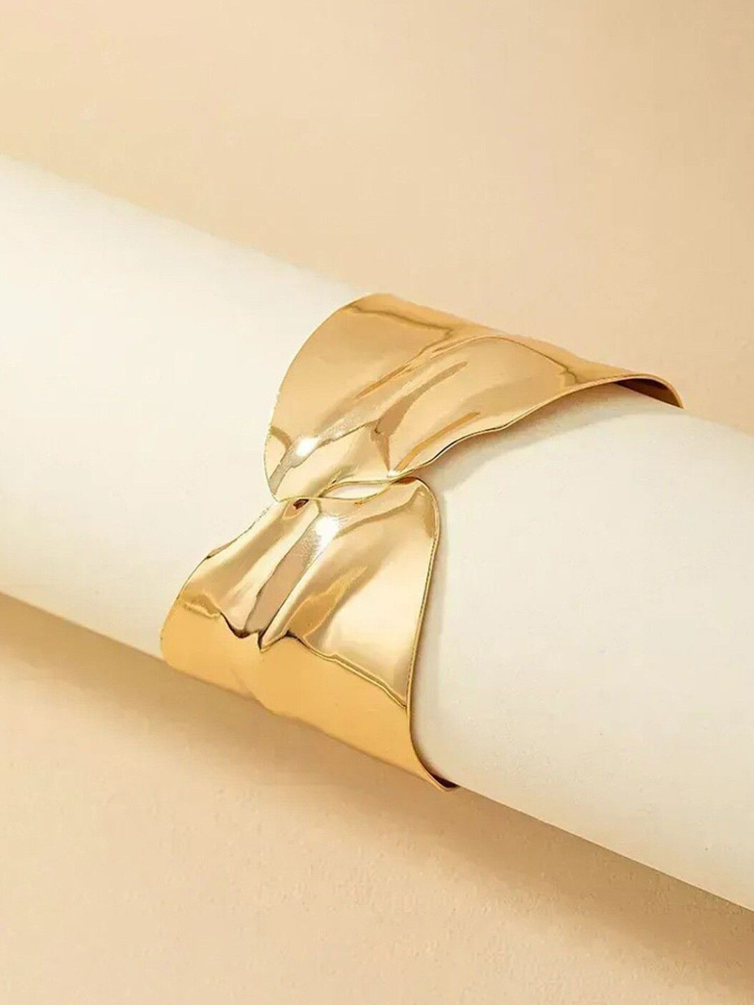 fabula Women Cuff Bracelet