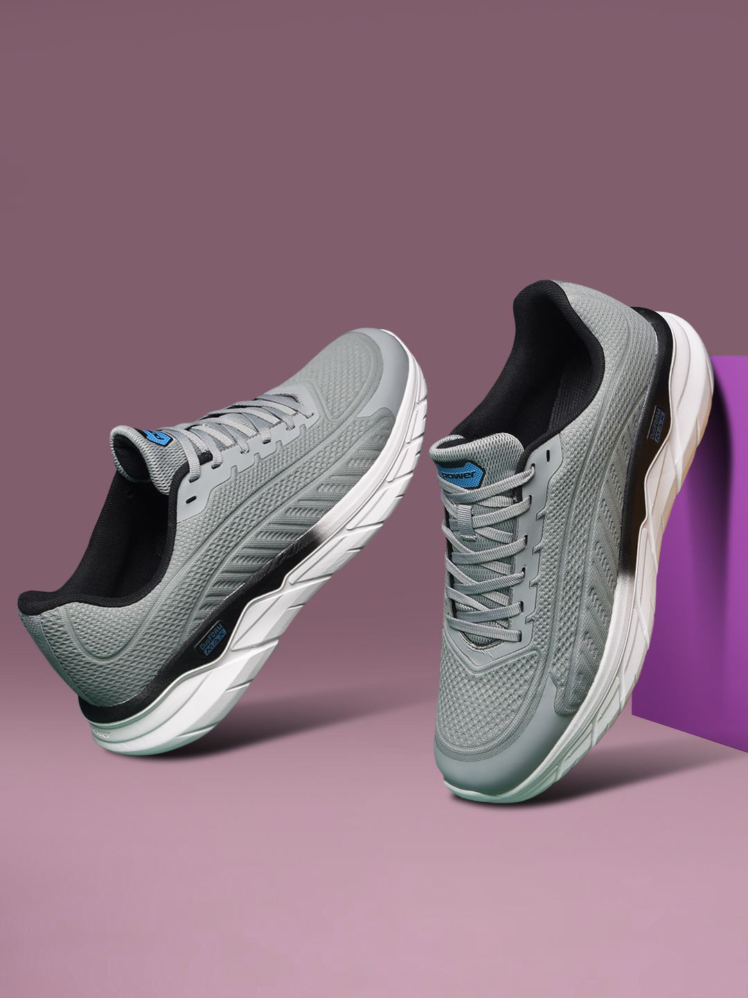 Power Men Textured Round Toe Lace-Ups Sneakers with Comfort Insole