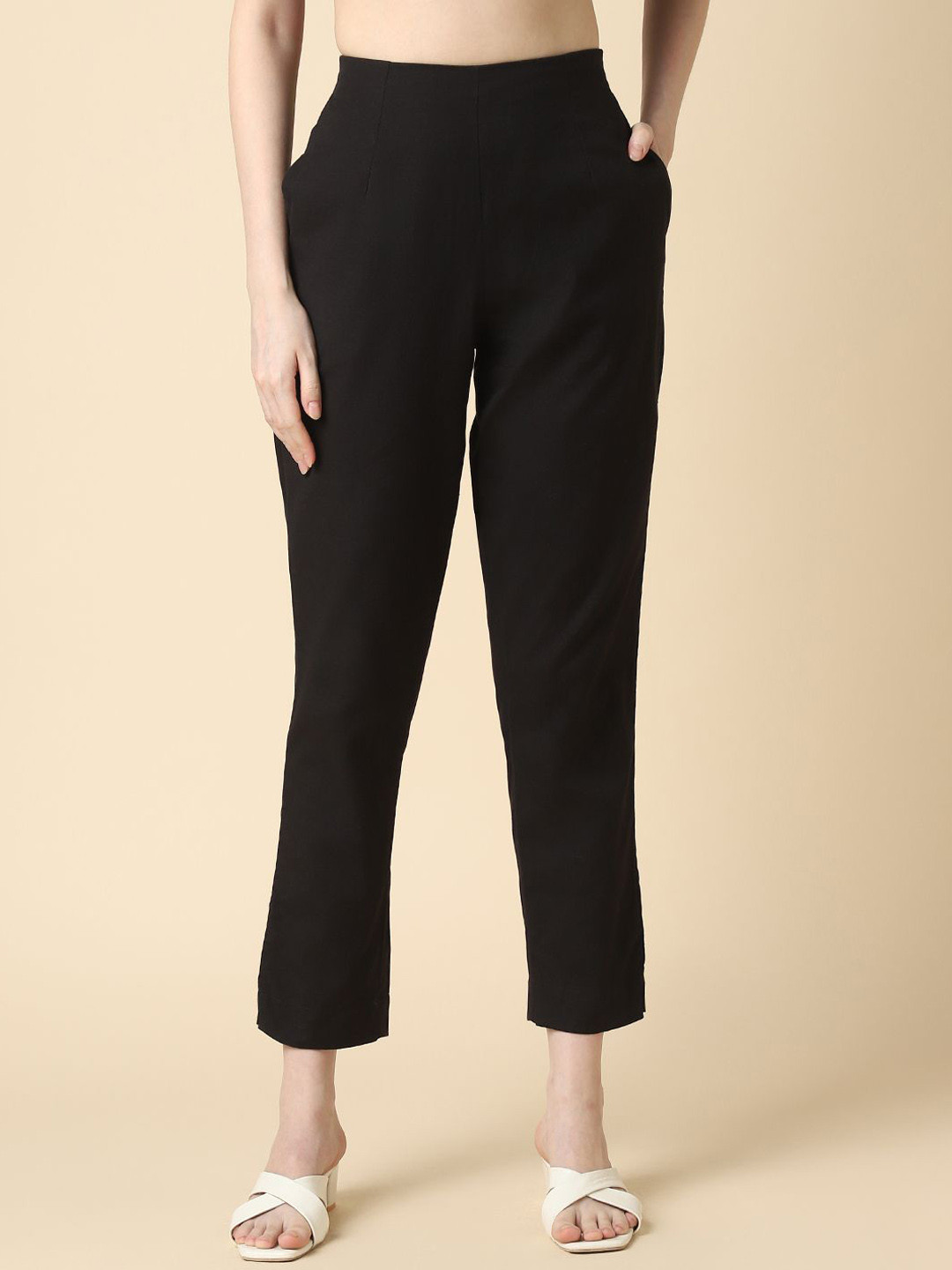 Van Heusen Women Cotton Solid Relax Fit Functional Pockets Cigarette Pant