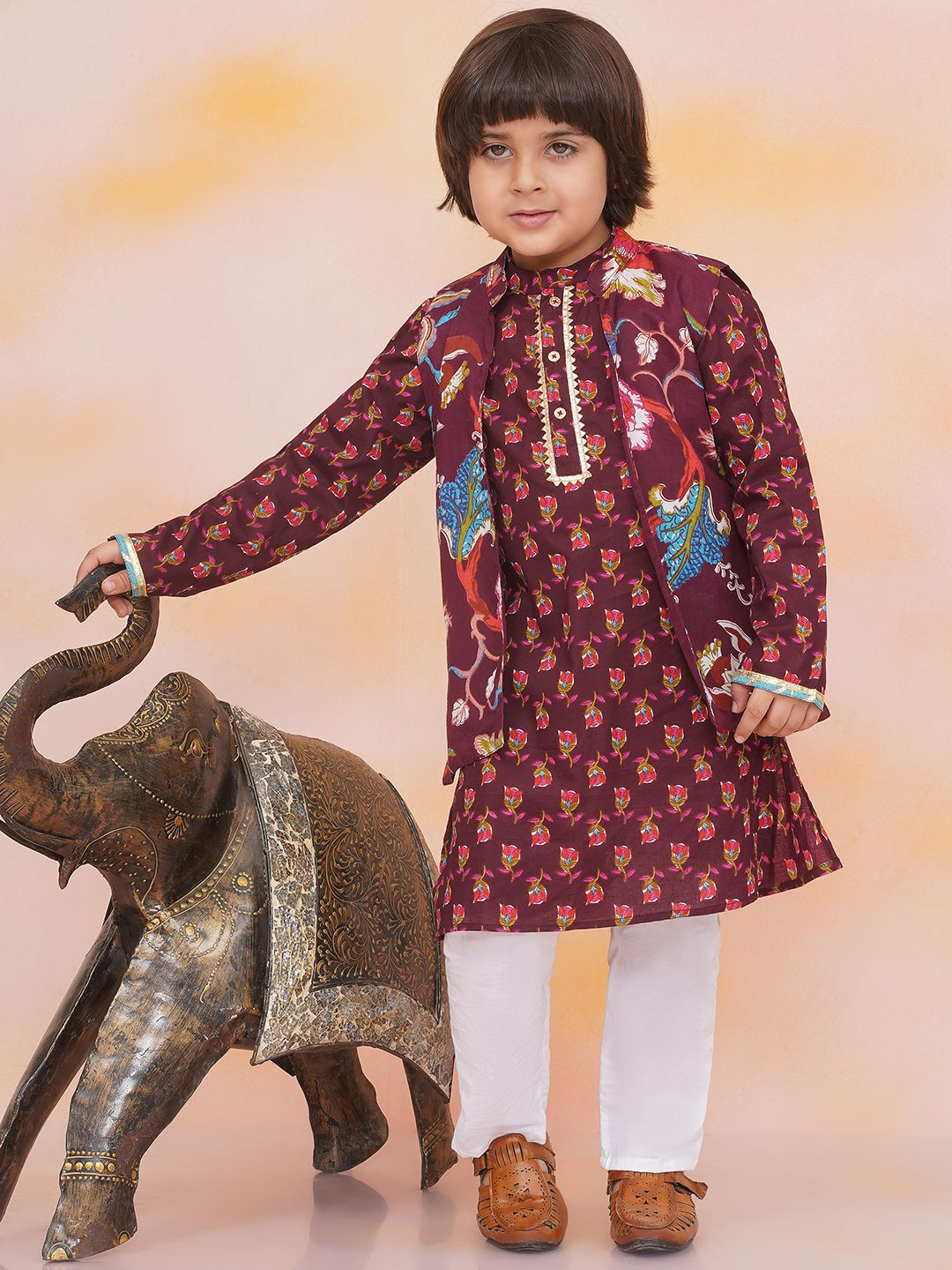 KID1 Boys Ethnic Motifs Printed Regular Pure Cotton Kurta Set with Jacket